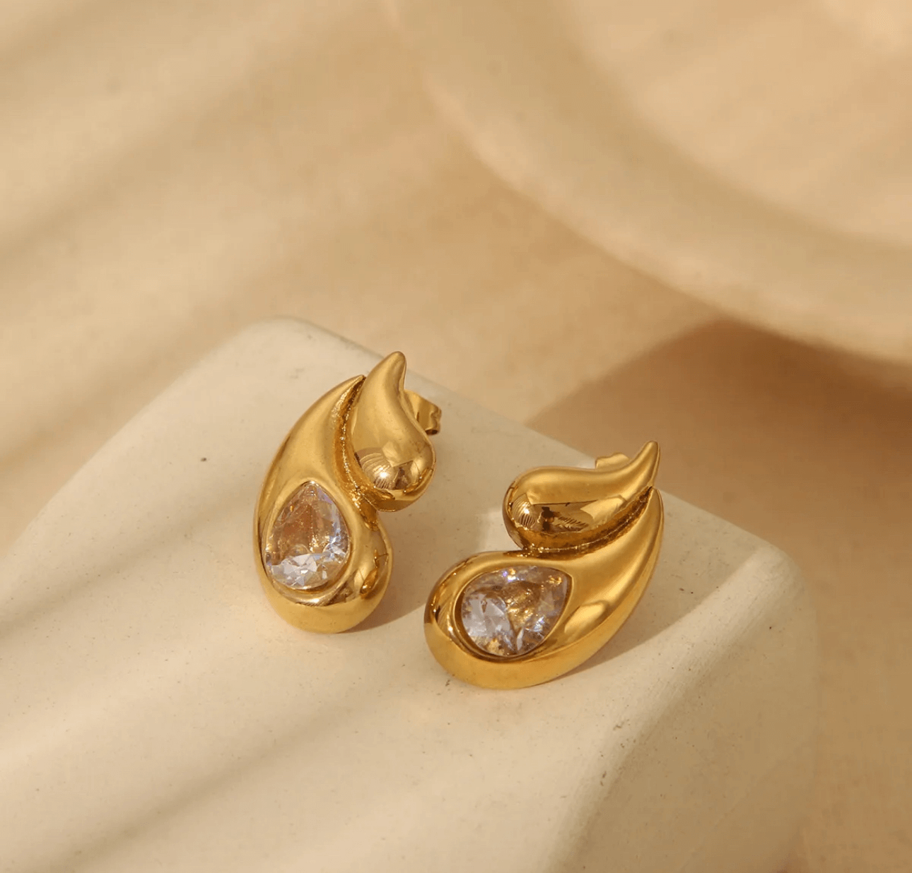 Luna Opalis Earrings